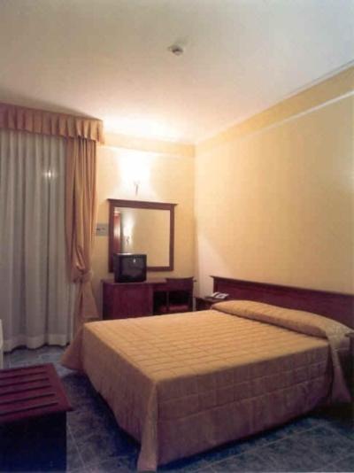 Hotel Impero Brescia Szoba fotó