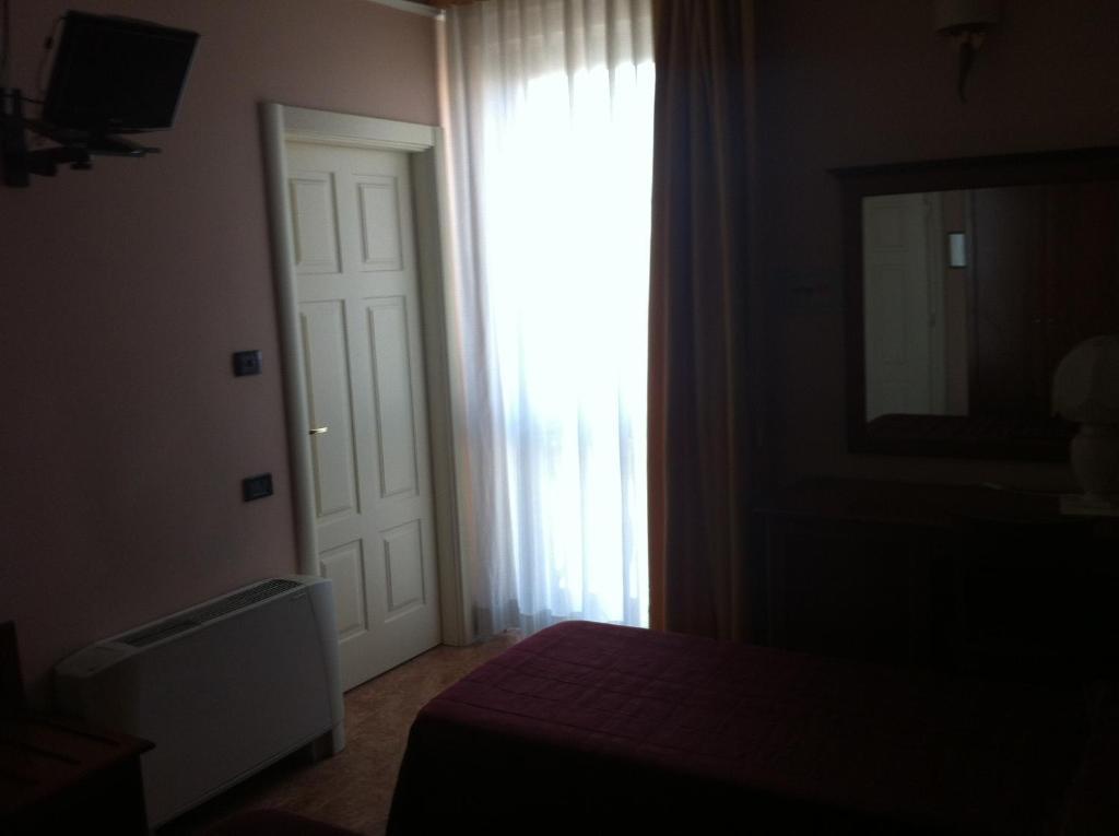 Hotel Impero Brescia Kültér fotó